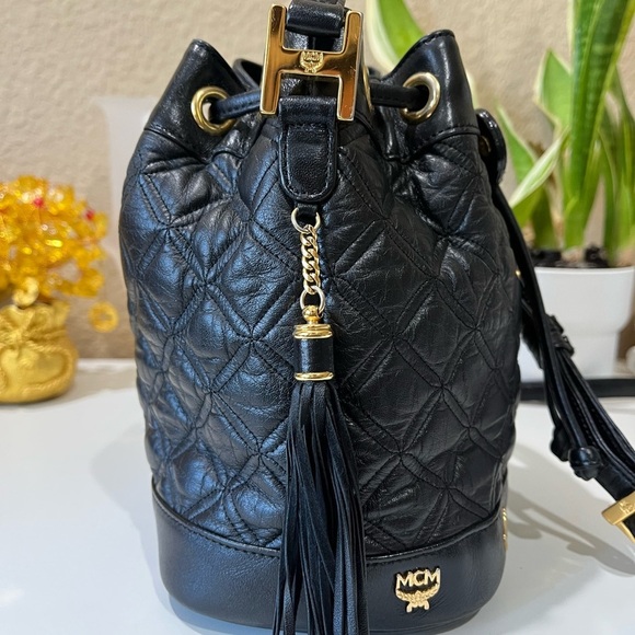 MCM VINTAGE MINI DRAWSTRING BUCKET BLACK LEATHER BAG - Picture 3 of 13